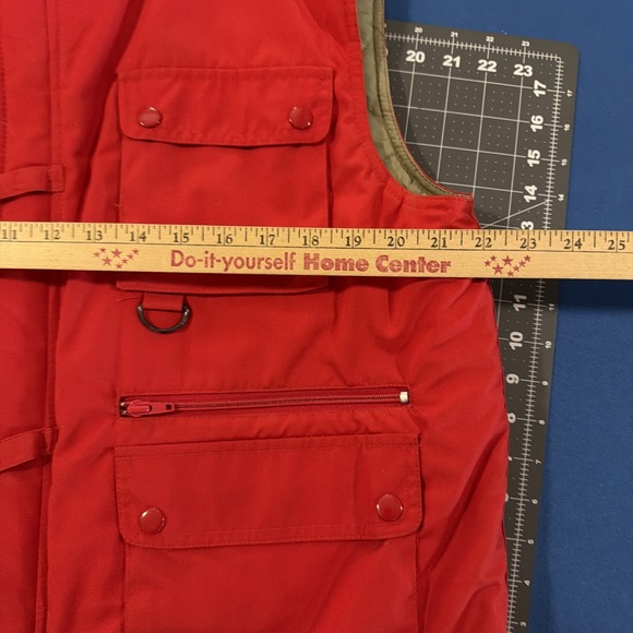 VTG Saturdays Generation Vest Mens L Red Quilted Hike Shoot Barn Chore Utility - Picture 8 of 10